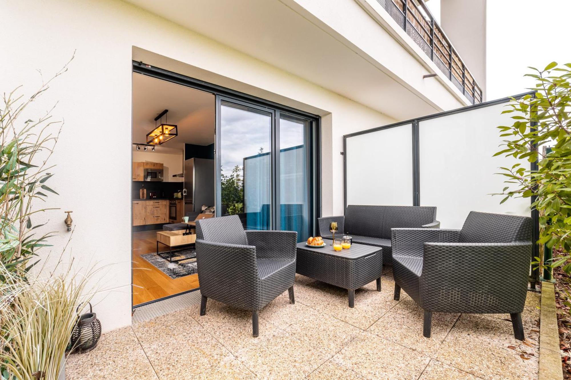 Disneyland 13Min - Kingsize Bed - Private Parking - Terrace - Calm Village Ferrières-en-Brie Exterior foto